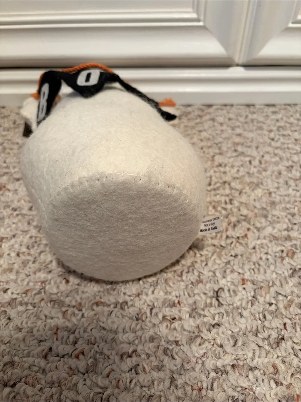 T.J.Maxx White Felt Ghost with Black BOO Banner and Orange Trim